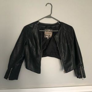 Super cute cropped Moto jacket